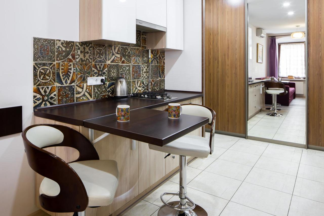 Lion King Krakivska Apartment Lviv Exterior photo